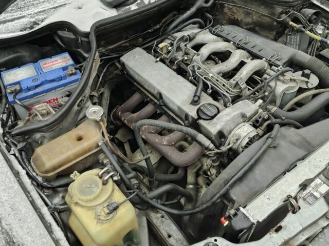 Сірий Мерседес Е-Клас, об'ємом двигуна 2.5 л та пробігом 400 тис. км за 2493 $, фото 1 на Automoto.ua