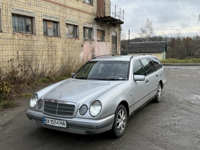 Серый Мерседес Е-Класс, объемом двигателя 2.9 л и пробегом 340 тыс. км за 2100 $, фото 1 на Automoto.ua