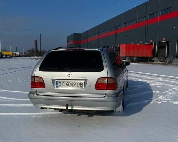 Сірий Мерседес Е-Клас, об'ємом двигуна 3.2 л та пробігом 480 тис. км за 4200 $, фото 1 на Automoto.ua