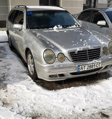 Серый Мерседес Е-Класс, объемом двигателя 2.2 л и пробегом 418 тыс. км за 3250 $, фото 1 на Automoto.ua