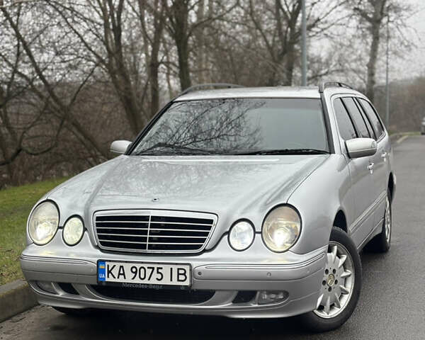 Серый Мерседес Е-Класс, объемом двигателя 2.7 л и пробегом 338 тыс. км за 4300 $, фото 1 на Automoto.ua