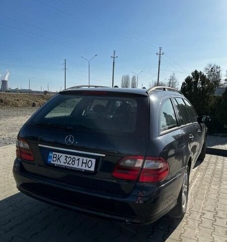 Сірий Мерседес Е-Клас, об'ємом двигуна 2.69 л та пробігом 260 тис. км за 6000 $, фото 1 на Automoto.ua
