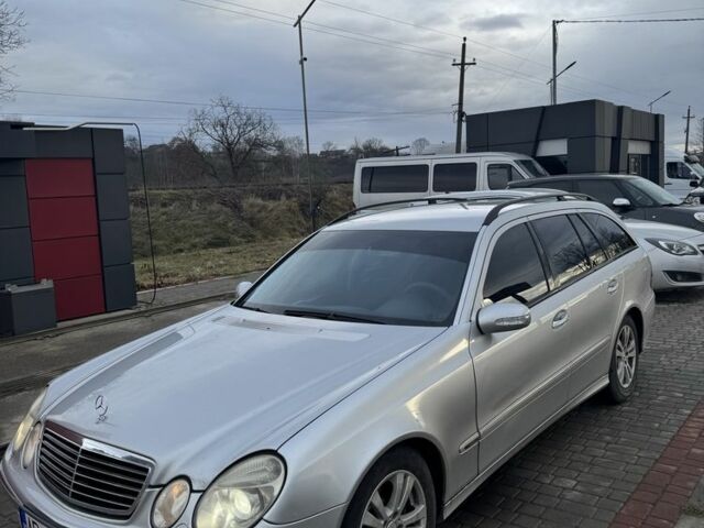 Сірий Мерседес Е-Клас, об'ємом двигуна 2.2 л та пробігом 405 тис. км за 3200 $, фото 1 на Automoto.ua