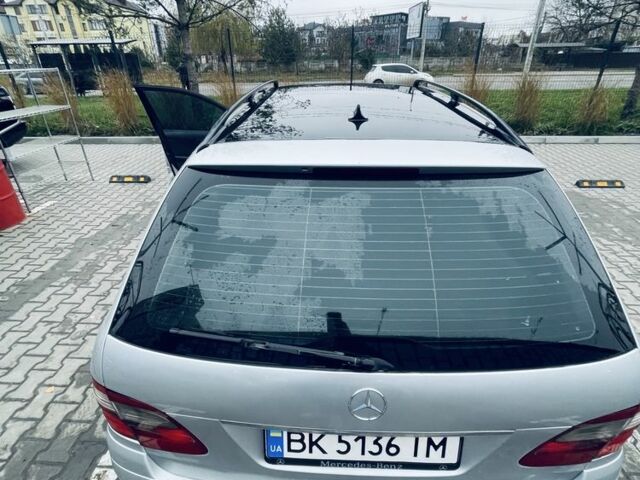 Сірий Мерседес Е-Клас, об'ємом двигуна 2.1 л та пробігом 362 тис. км за 5550 $, фото 1 на Automoto.ua