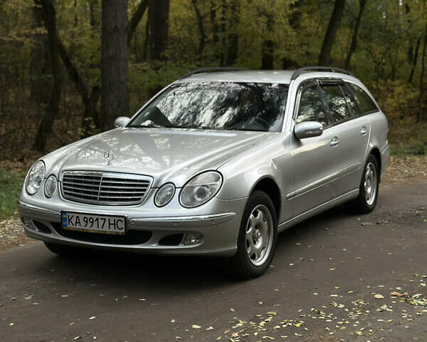 Мерседес Е-Класс 2003 в Киеве на Automoto.ua Серый Мерседес Е-Класс, объемом двигателя 2.2 л и пробегом 380 тыс. км за 5300 $, фото 1 на Automoto.ua
