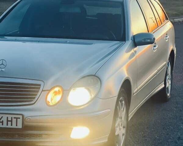 Серый Мерседес Е-Класс, объемом двигателя 2.15 л и пробегом 210 тыс. км за 5250 $, фото 1 на Automoto.ua