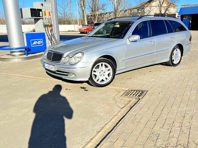 Сірий Мерседес Е-Клас, об'ємом двигуна 2.1 л та пробігом 240 тис. км за 5500 $, фото 1 на Automoto.ua