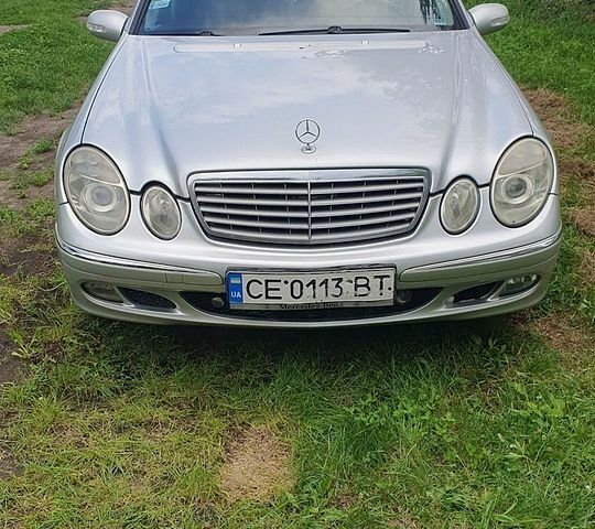 Сірий Мерседес Е-Клас, об'ємом двигуна 2.2 л та пробігом 500 тис. км за 4800 $, фото 1 на Automoto.ua