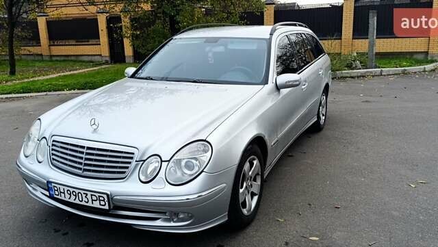 Серый Мерседес Е-Класс, объемом двигателя 3.2 л и пробегом 411 тыс. км за 6500 $, фото 1 на Automoto.ua