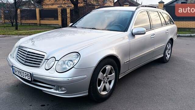 Сірий Мерседес Е-Клас, об'ємом двигуна 3.22 л та пробігом 412 тис. км за 6500 $, фото 1 на Automoto.ua
