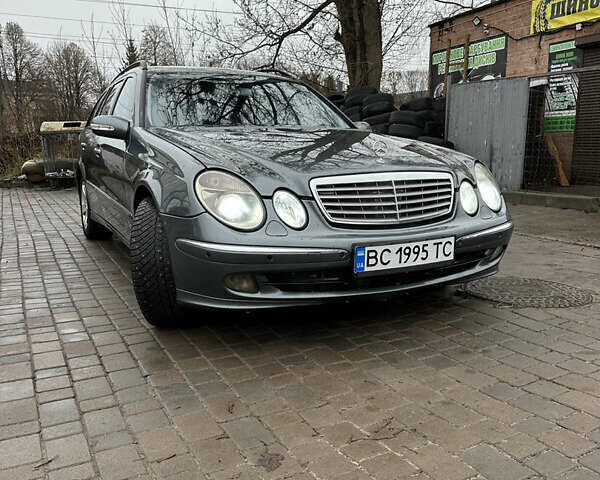 Серый Мерседес Е-Класс, объемом двигателя 3.22 л и пробегом 380 тыс. км за 5999 $, фото 1 на Automoto.ua