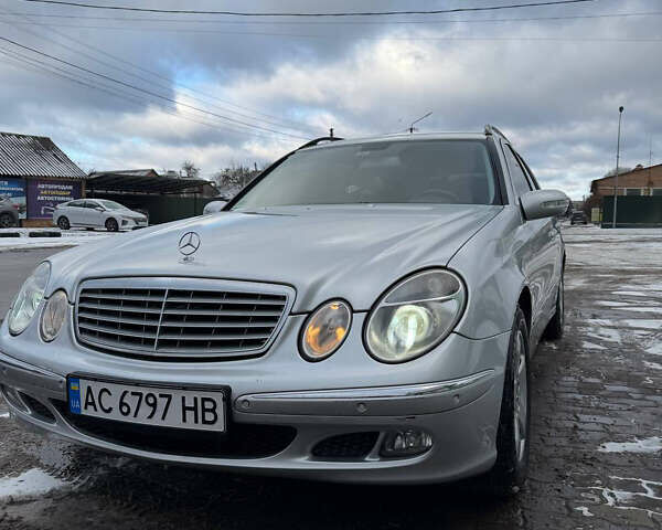 Серый Мерседес Е-Класс, объемом двигателя 2.1 л и пробегом 280 тыс. км за 6500 $, фото 1 на Automoto.ua