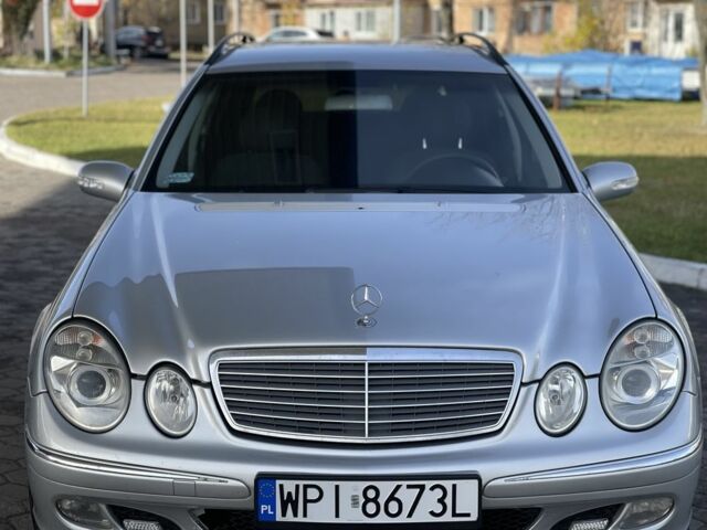 Мерседес Е-Клас 2005 у Рівному на Automoto.ua Сірий Мерседес Е-Клас, об'ємом двигуна 2.2 л та пробігом 320 тис. км за 2650 $, фото 1 на Automoto.ua