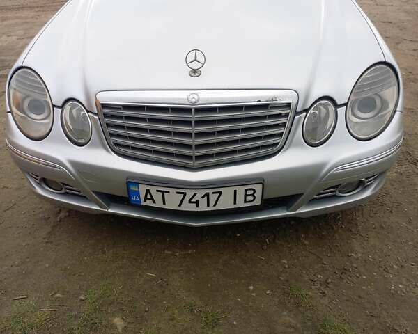 Сірий Мерседес Е-Клас, об'ємом двигуна 2.15 л та пробігом 383 тис. км за 7800 $, фото 1 на Automoto.ua