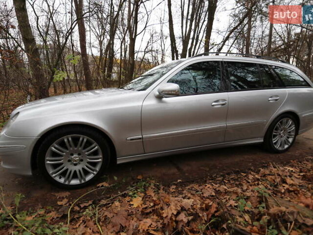 Серый Мерседес Е-Класс, объемом двигателя 2.99 л и пробегом 527 тыс. км за 16000 $, фото 1 на Automoto.ua