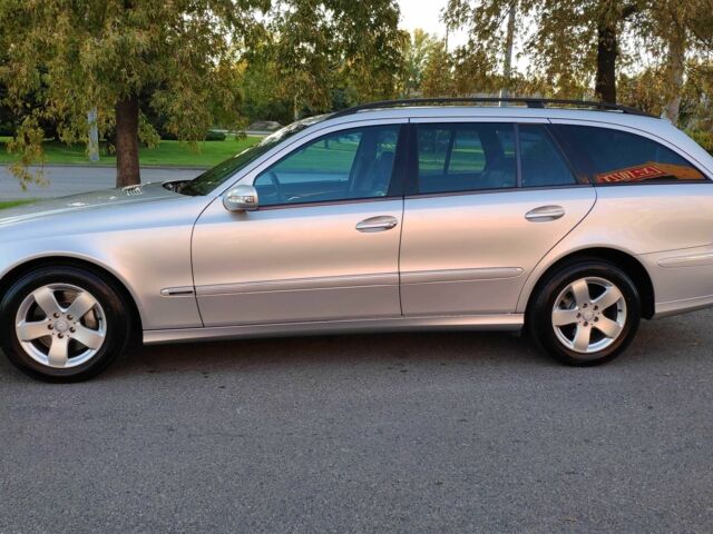 Сірий Мерседес Е-Клас, об'ємом двигуна 3 л та пробігом 297 тис. км за 8599 $, фото 1 на Automoto.ua