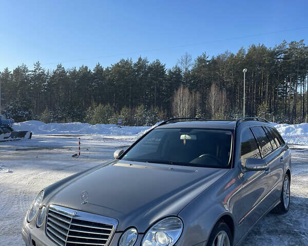 Серый Мерседес Е-Класс, объемом двигателя 2.9 л и пробегом 300 тыс. км за 6700 $, фото 1 на Automoto.ua