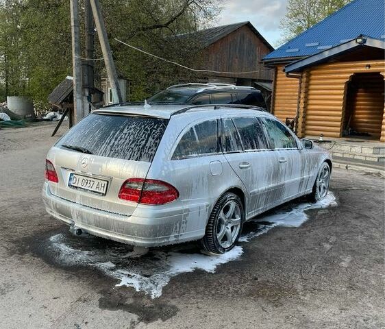 Сірий Мерседес Е-Клас, об'ємом двигуна 2.1 л та пробігом 3 тис. км за 7515 $, фото 1 на Automoto.ua