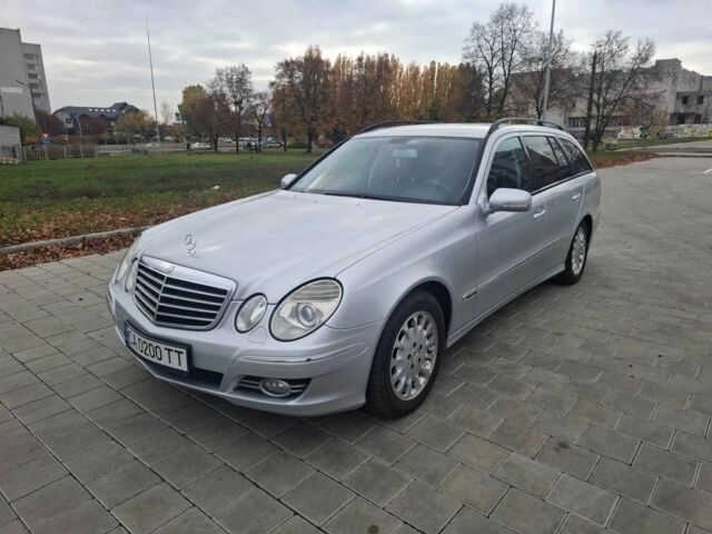 Серый Мерседес Е-Класс, объемом двигателя 3 л и пробегом 252 тыс. км за 8700 $, фото 1 на Automoto.ua