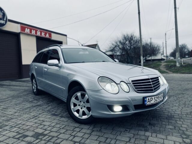 Серый Мерседес Е-Класс, объемом двигателя 1.8 л и пробегом 252 тыс. км за 7500 $, фото 1 на Automoto.ua