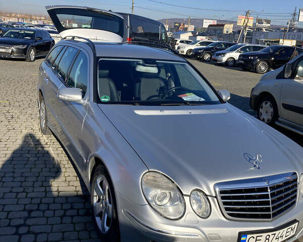 Серый Мерседес Е-Класс, объемом двигателя 2.15 л и пробегом 357 тыс. км за 7900 $, фото 1 на Automoto.ua