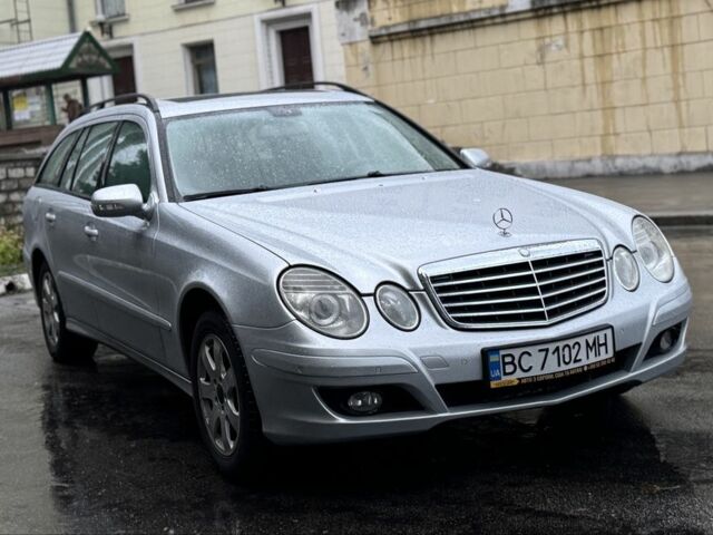 Серый Мерседес Е-Класс, объемом двигателя 1.8 л и пробегом 250 тыс. км за 5999 $, фото 1 на Automoto.ua