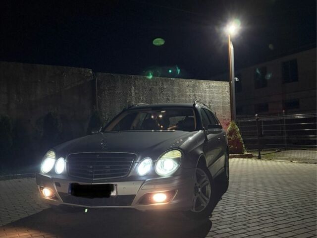 Сірий Мерседес Е-Клас, об'ємом двигуна 2 л та пробігом 330 тис. км за 4295 $, фото 1 на Automoto.ua