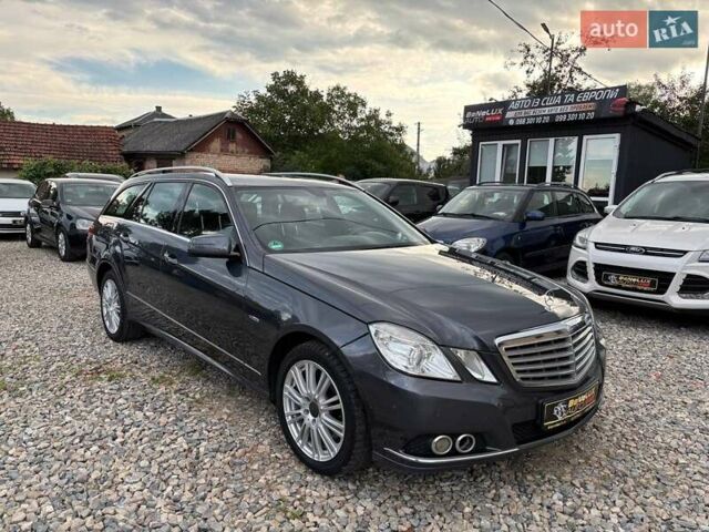 Серый Мерседес Е-Класс, объемом двигателя 1.8 л и пробегом 325 тыс. км за 9499 $, фото 1 на Automoto.ua
