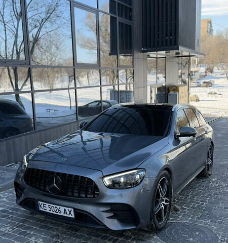 Серый Мерседес Е-Класс, объемом двигателя 3 л и пробегом 79 тыс. км за 27000 $, фото 1 на Automoto.ua