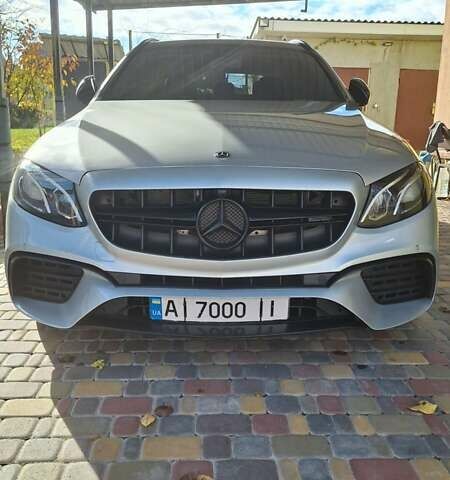 Мерседес Е-Класс 2017 в Борисполе на Automoto.ua Серый Мерседес Е-Класс, объемом двигателя 1.95 л и пробегом 183 тыс. км за 20500 $, фото 1 на Automoto.ua