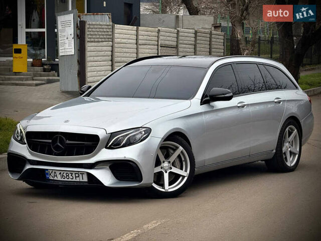 Серый Мерседес Е-Класс, объемом двигателя 1.95 л и пробегом 185 тыс. км за 24000 $, фото 1 на Automoto.ua