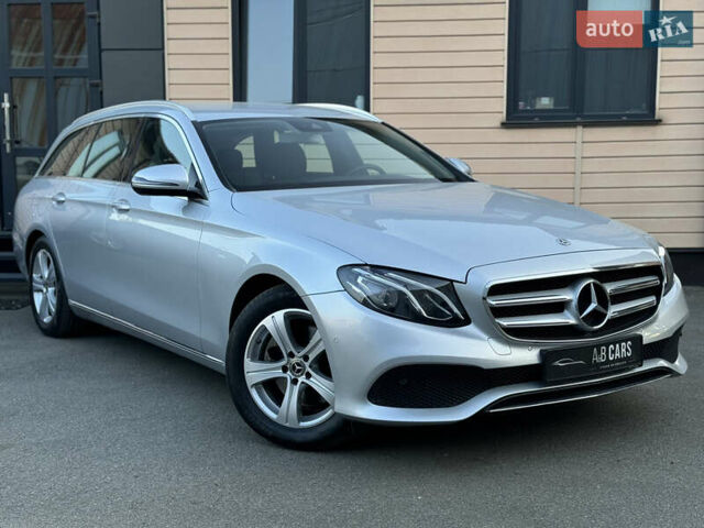 Серый Мерседес Е-Класс, объемом двигателя 2 л и пробегом 189 тыс. км за 21500 $, фото 1 на Automoto.ua