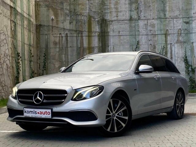 Мерседес Е-Класс 2019 в Хмельницком на Automoto.ua Серый Мерседес Е-Класс, объемом двигателя 1.95 л и пробегом 397 тыс. км за 23499 $, фото 1 на Automoto.ua