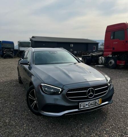 Серый Мерседес Е-Класс, объемом двигателя 1.95 л и пробегом 228 тыс. км за 36500 $, фото 1 на Automoto.ua