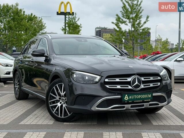 Сірий Мерседес Е-Клас, об'ємом двигуна 3 л та пробігом 132 тис. км за 46500 $, фото 1 на Automoto.ua