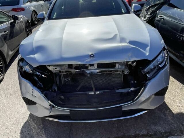 Серый Мерседес Е-Класс, объемом двигателя 0 л и пробегом 83 тыс. км за 91640 $, фото 1 на Automoto.ua