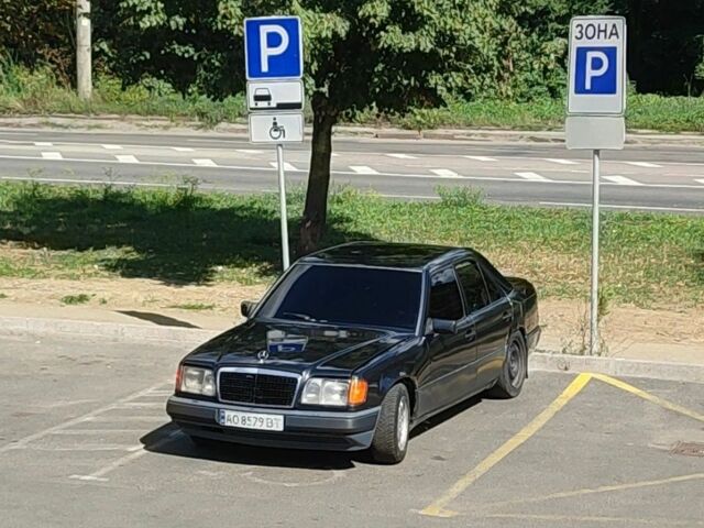 Серый Мерседес Е-Класс, объемом двигателя 0 л и пробегом 280 тыс. км за 1700 $, фото 1 на Automoto.ua