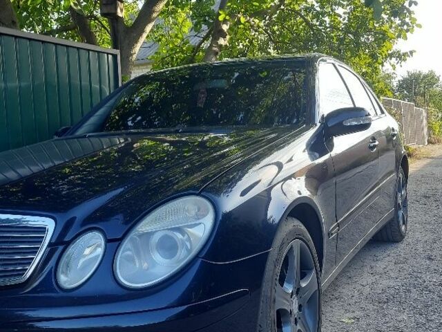 Синій Мерседес Е-Клас, об'ємом двигуна 0 л та пробігом 30 тис. км за 8500 $, фото 1 на Automoto.ua