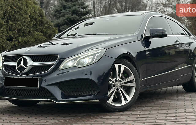 Синий Мерседес Е-Класс, объемом двигателя 3.5 л и пробегом 138 тыс. км за 18800 $, фото 1 на Automoto.ua