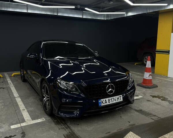 Синій Мерседес Е-Клас, об'ємом двигуна 1.95 л та пробігом 97 тис. км за 35400 $, фото 1 на Automoto.ua