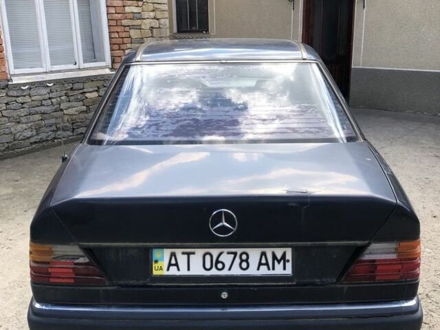 Синій Мерседес Е-Клас, об'ємом двигуна 2.3 л та пробігом 500 тис. км за 800 $, фото 1 на Automoto.ua