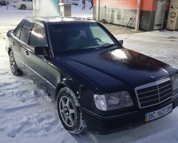 Синій Мерседес Е-Клас, об'ємом двигуна 2.5 л та пробігом 579 тис. км за 2500 $, фото 1 на Automoto.ua