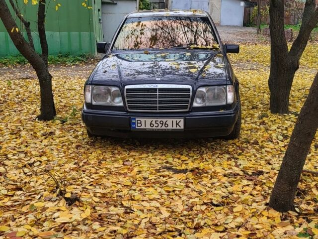 Синій Мерседес Е-Клас, об'ємом двигуна 2.8 л та пробігом 420 тис. км за 3000 $, фото 1 на Automoto.ua