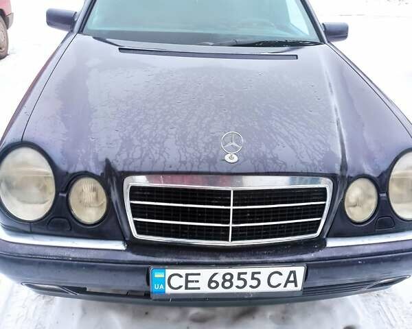 Синій Мерседес Е-Клас, об'ємом двигуна 2.2 л та пробігом 350 тис. км за 2800 $, фото 1 на Automoto.ua
