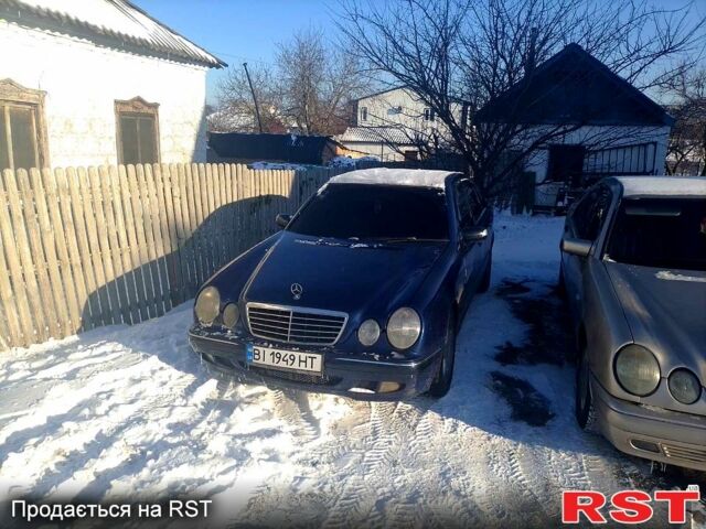 Синій Мерседес Е-Клас, об'ємом двигуна 2 л та пробігом 0 тис. км за 3700 $, фото 1 на Automoto.ua