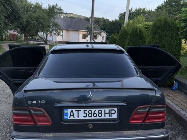 Синій Мерседес Е-Клас, об'ємом двигуна 4.3 л та пробігом 418 тис. км за 4600 $, фото 1 на Automoto.ua