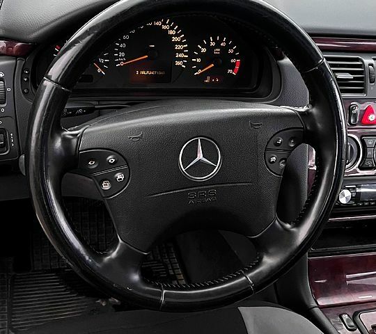 Синій Мерседес Е-Клас, об'ємом двигуна 2.6 л та пробігом 490 тис. км за 3150 $, фото 1 на Automoto.ua
