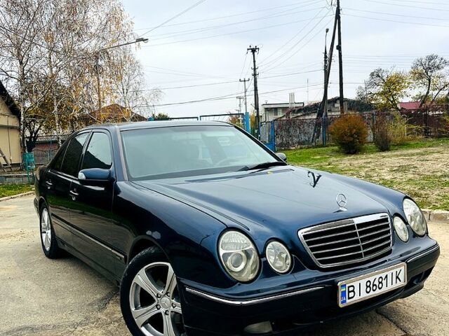 Синий Мерседес Е-Класс, объемом двигателя 2.1 л и пробегом 390 тыс. км за 5000 $, фото 1 на Automoto.ua