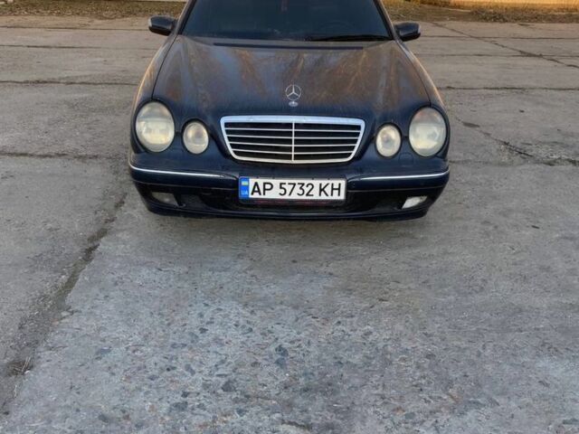 Синий Мерседес Е-Класс, объемом двигателя 2.7 л и пробегом 250 тыс. км за 1600 $, фото 1 на Automoto.ua
