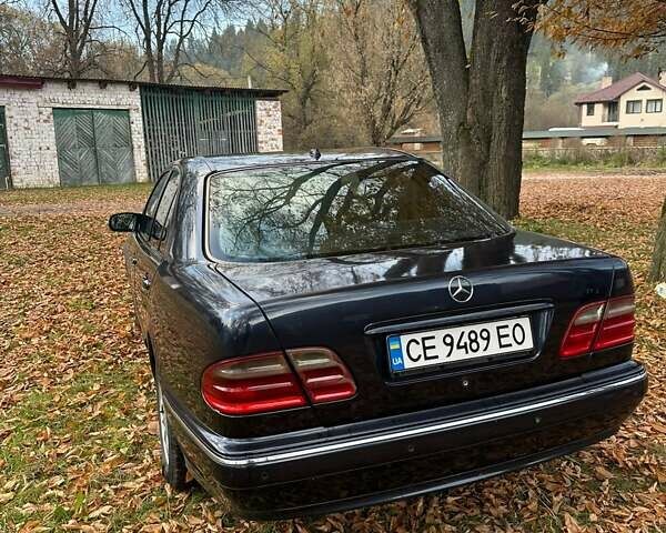 Мерседес Е-Класс 2001 в Путиле на Automoto.ua Синий Мерседес Е-Класс, объемом двигателя 3.2 л и пробегом 545 тыс. км за 3000 $, фото 1 на Automoto.ua